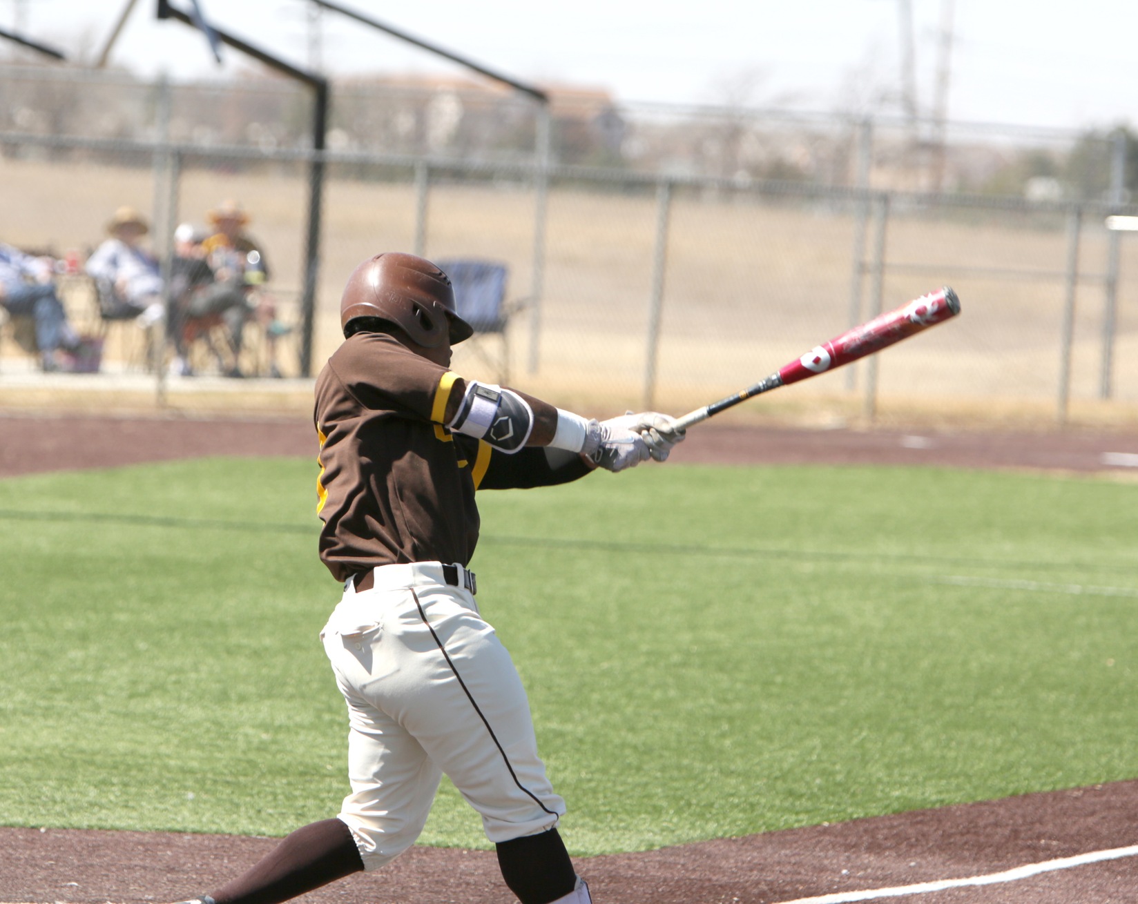 Broncbusters use offensive explosion to split with Dodge City