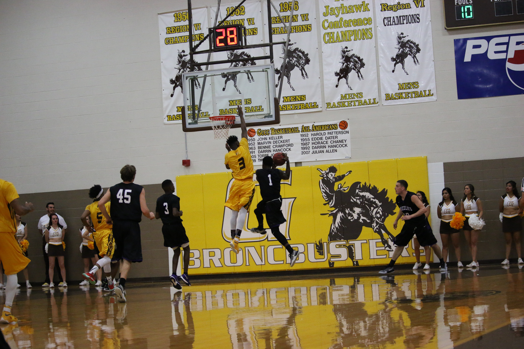Broncbusters improve to 5-0; absolutely destroy Butler