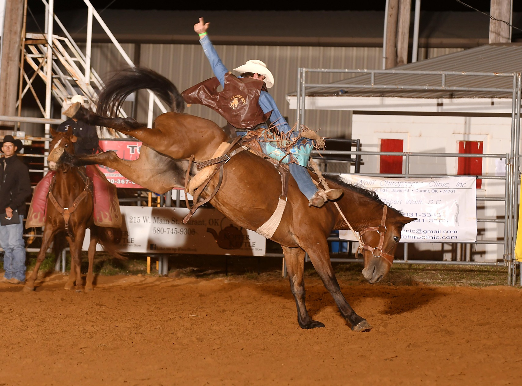 Broncbuster rodeo looks strong; finishes third in Durant