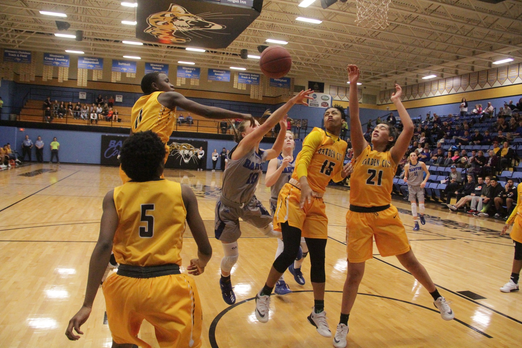 Outworking the competition: Broncbusters earn big road win