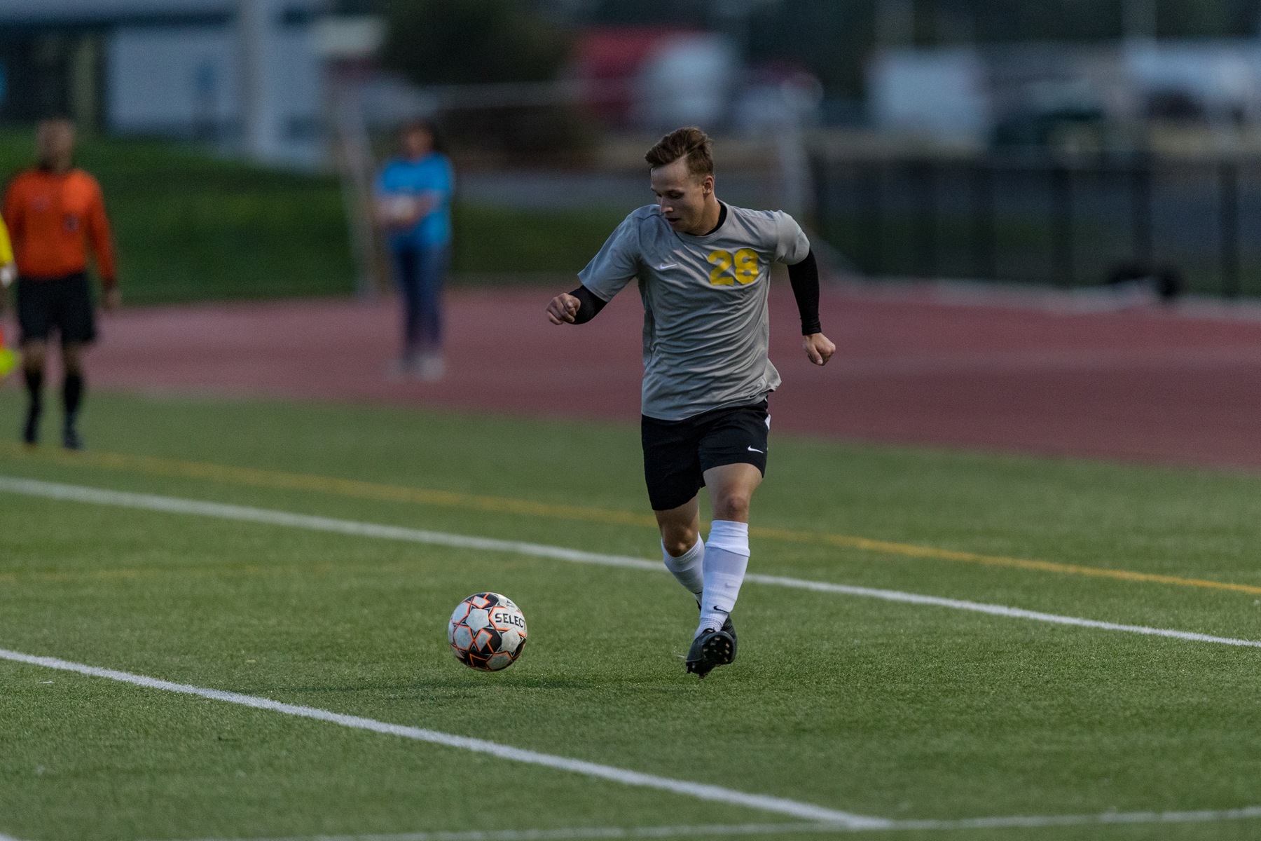 Broncbusters give up second-half goal in loss to Pratt
