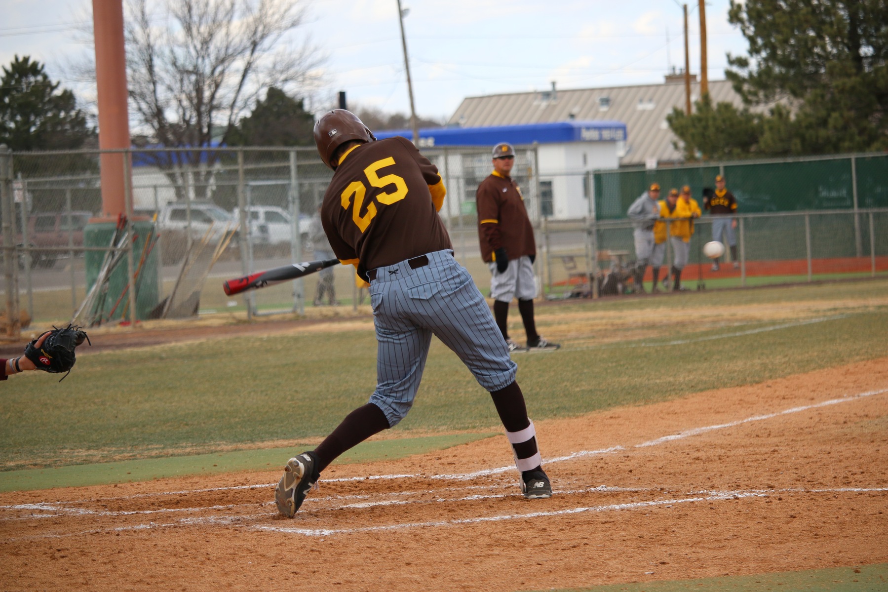 Broncbusters split final two with Indian Hills