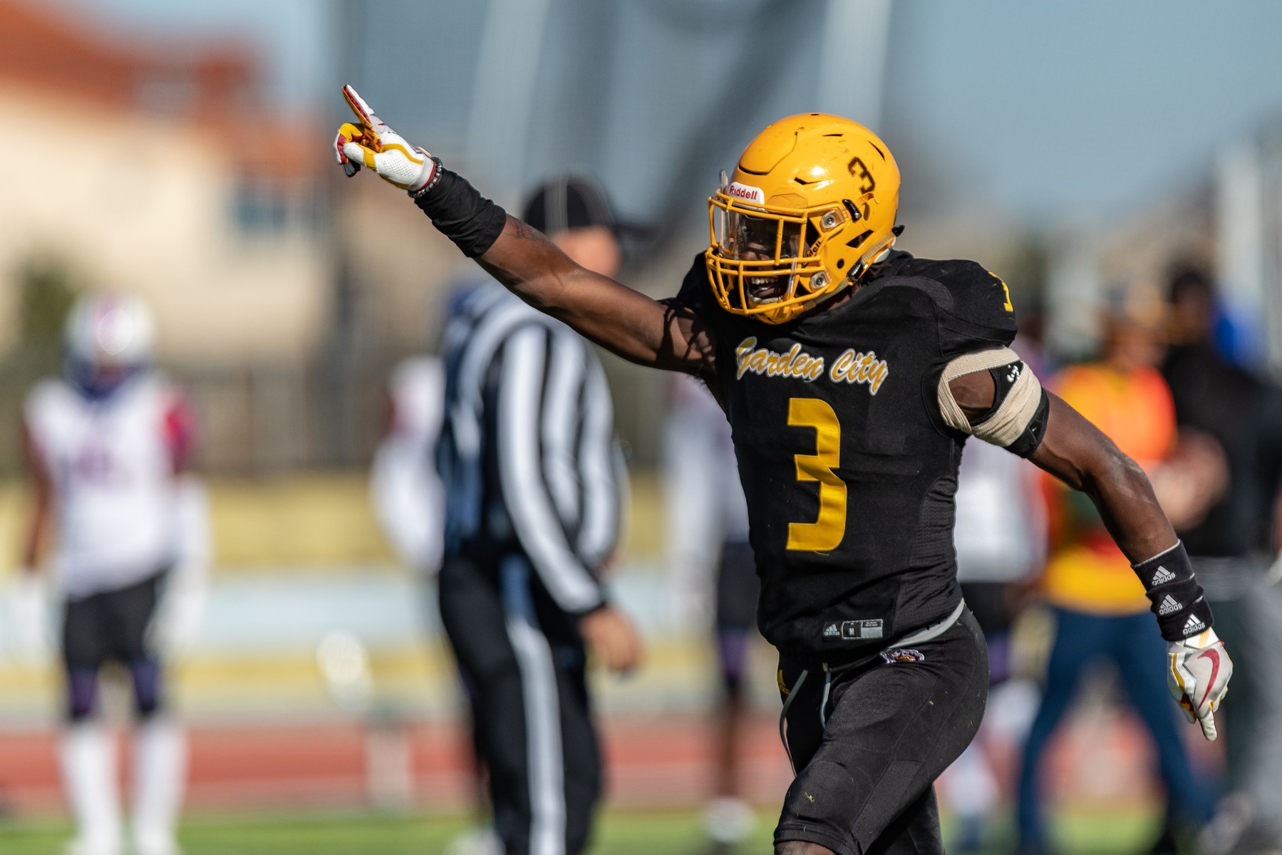 Broncbusters looking to make history; now No. 3 in the polls