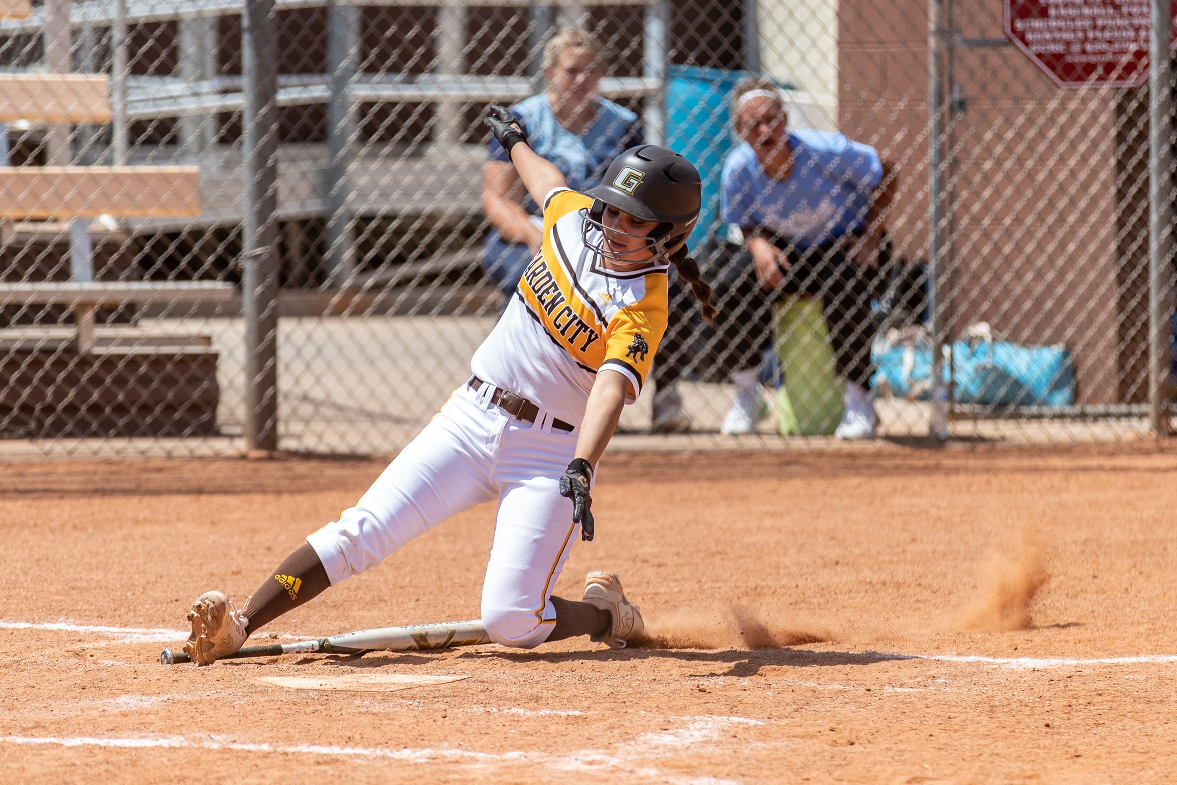 Garden City clubs five homers; takes out Colby in game two