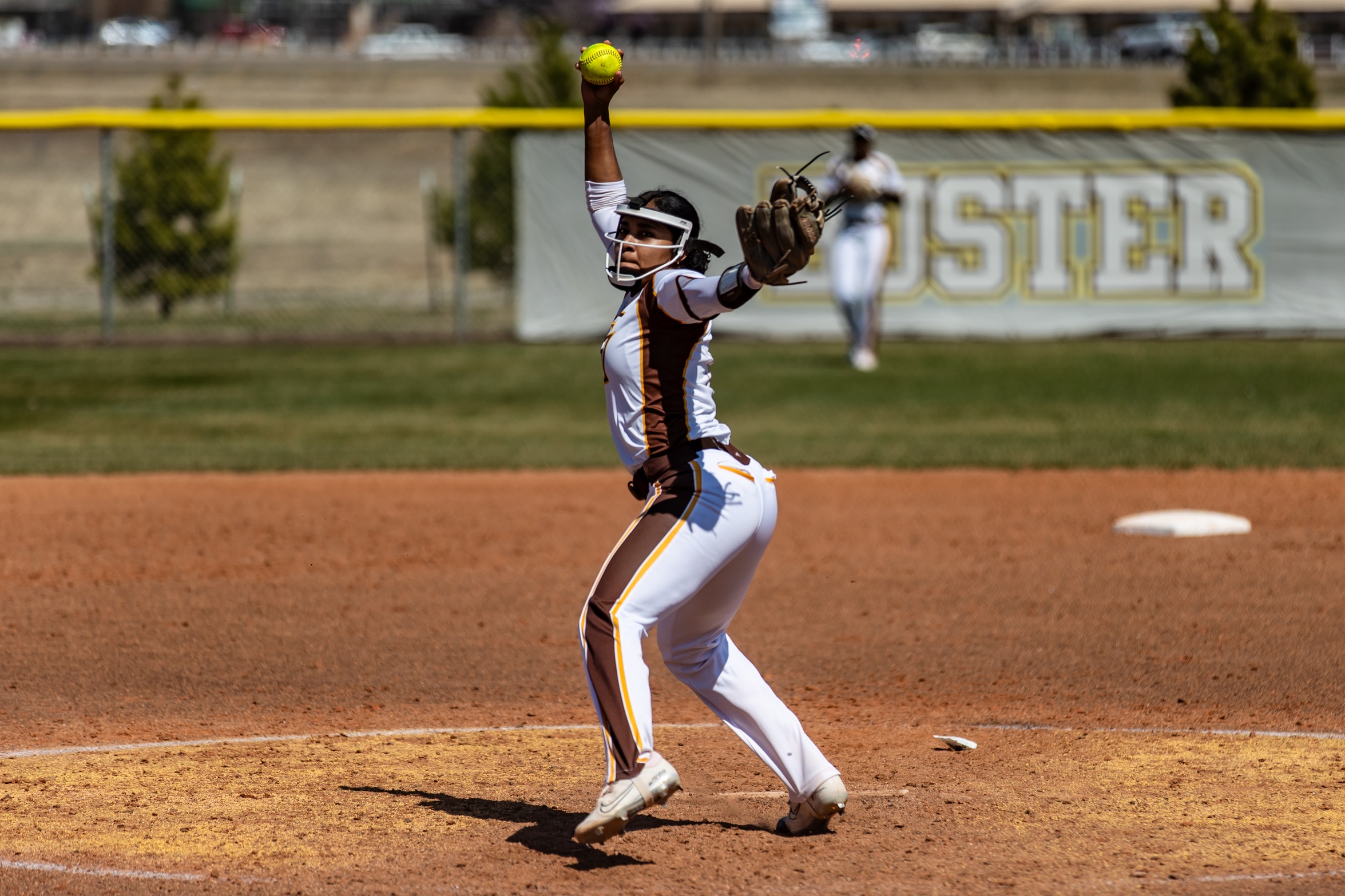 Vargas returns to strike out 10 as Garden City rolls