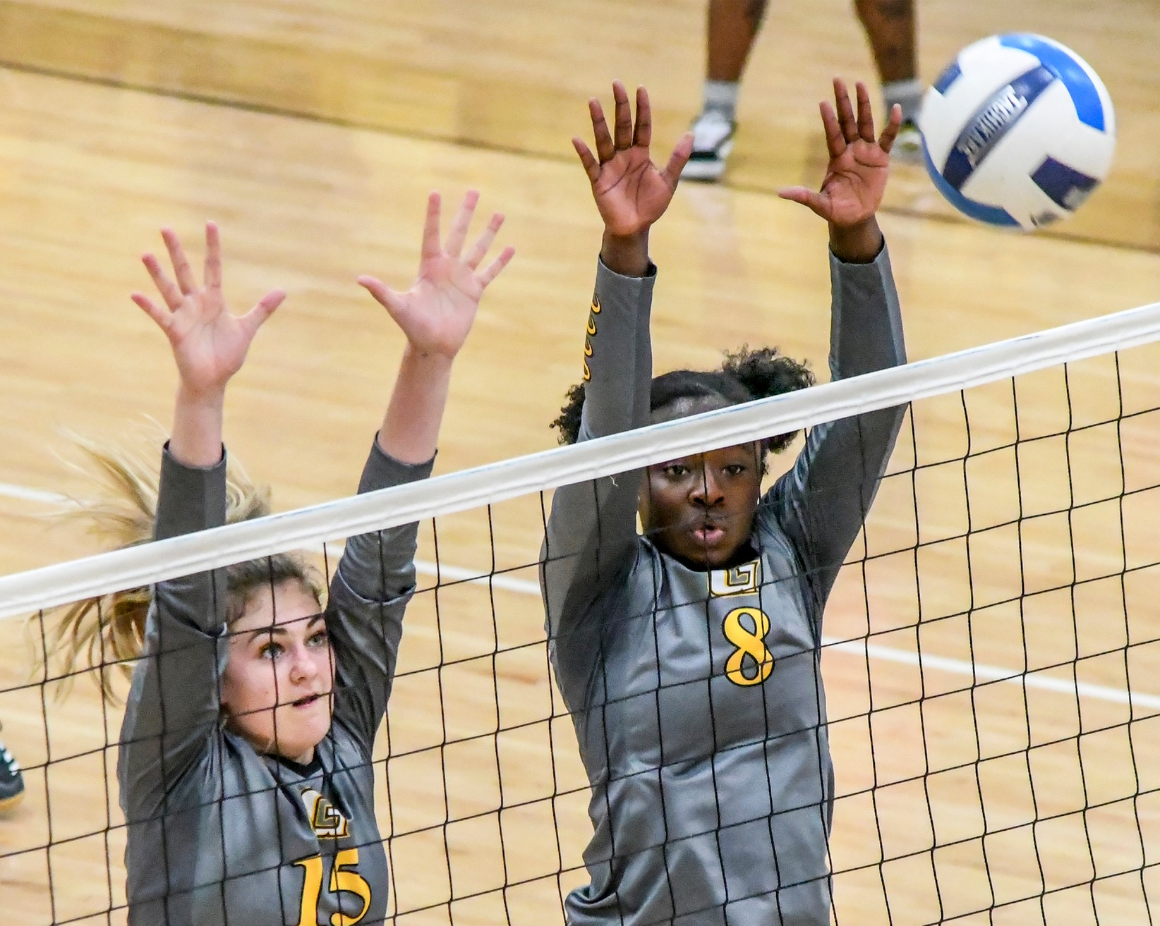 Broncbusters take down Bethany in four sets