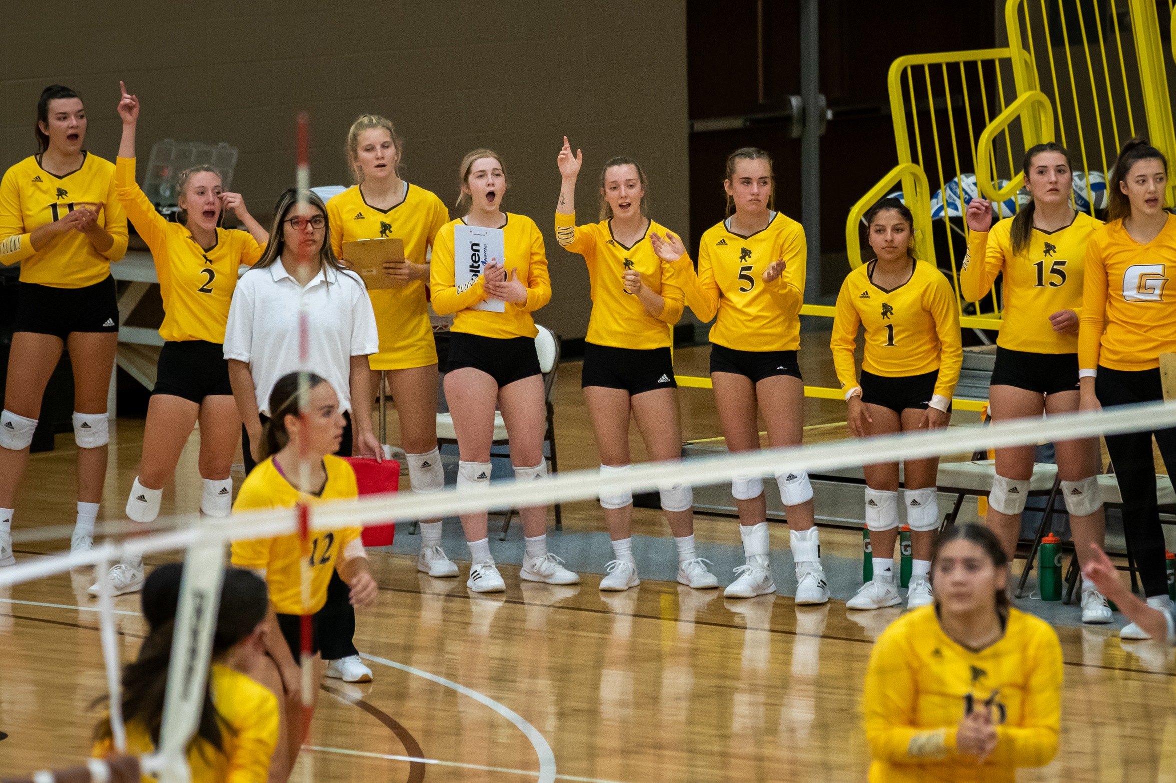 Broncbusters drop five-set thriller to Colby