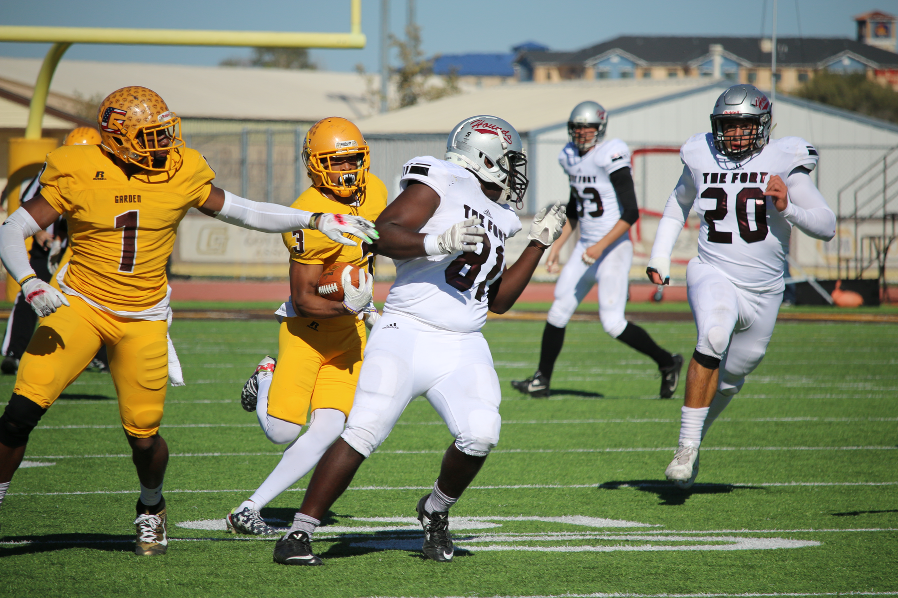 Broncbusters stomp Iowa Central; remain unbeaten
